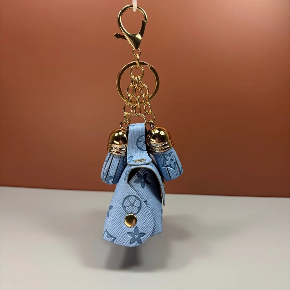 Luxe Baby Blue Bag & Tassel Keychain/Bag Charm - Picture 5 of 9